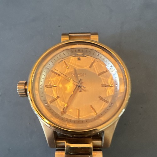 Nixon the facet cut above - the,