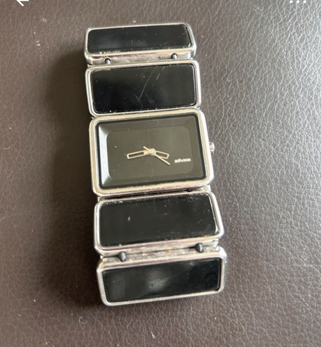 Vintage nixon the vega - nixon, ss