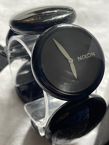 Nixon spree round she goes - spree, 'round