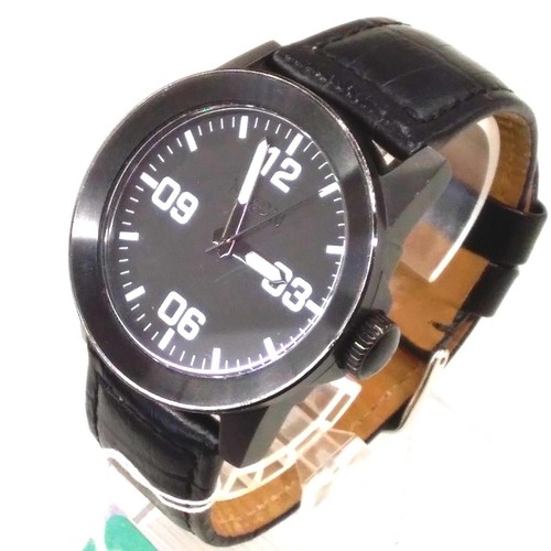 Nixon the private quartz watch - the,