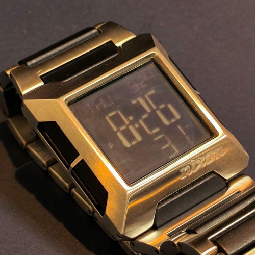 Good condition nixon block - condition],