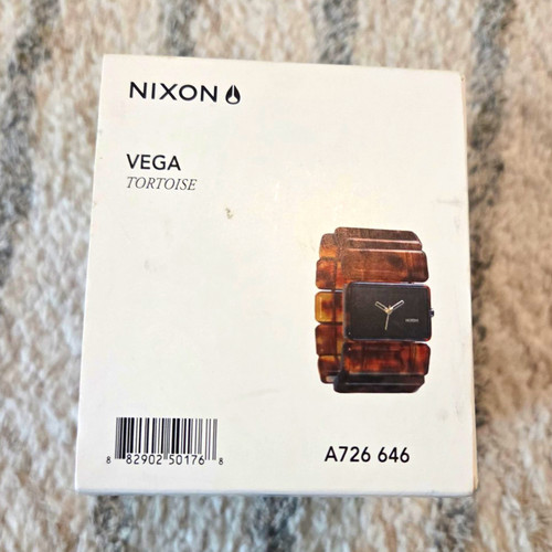 Nixon vega tortoise quartz - nixon,
