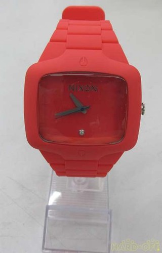 Nixon yes its real quartz - yes,