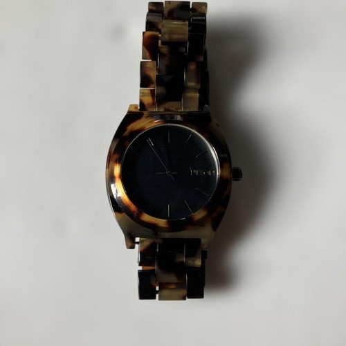 Nixon tortoiseshell pattern - nixon,