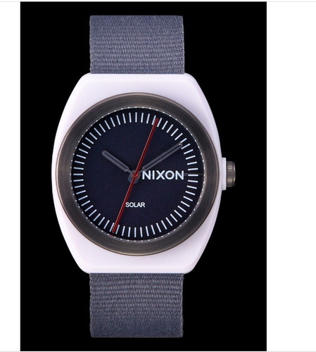 Nixon men light wave - wave, white