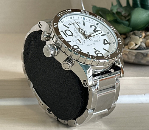 Nixon white dial high - dial,