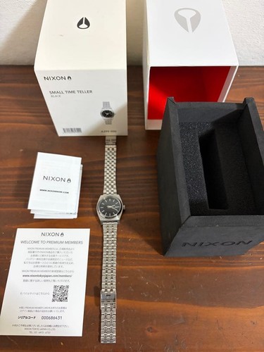 Nixon small time teller - time, watch