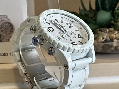 Nixon all white - all,