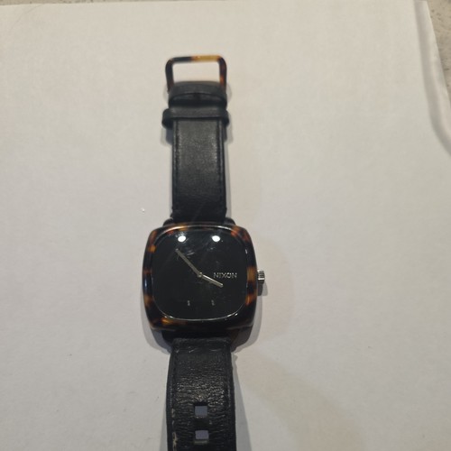 Nixon watch the shutter - nixon,