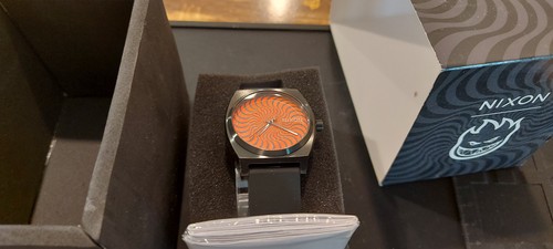 Nixon the timeteller spitfire - nixon,